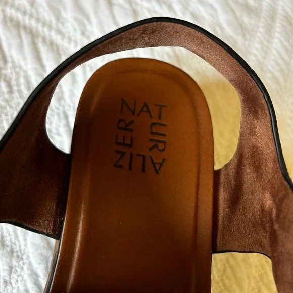 Naturilizer-platform sandal - Picture 7 of 7